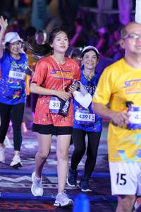 BIB: 3200, 351, 4391
                            <button type="button" onclick="openModal(26229025)" class="btn btn-primary btn-sm float-right btn-popup" data-toggle="modal" data-target=".modal-high-quality">
                        <i class="fas fa-shopping-cart"></i> Add to Cart
                    </button>
                                            <button type="button" onclick="isThisMe(26229025, true)" class="btn btn-success btn-sm float-right btn-popup btn-isme hidden" data-toggle="tooltip" data-placement="bottom" title="นี่คือรูปของคุณใช่ไหม คลิกที่นี่เพื่อเอาเข้าอัลบั้ม">
                        <i class="fas fa-plus"></i> Add to album
                    </button>
                    <button type="button" onclick="isThisMe(26229025, false)" class="btn btn-warning btn-sm float-right btn-popup btn-isnotme hidden">
                        <i class="fas fa-ban"></i> Remove from album
                    </button>